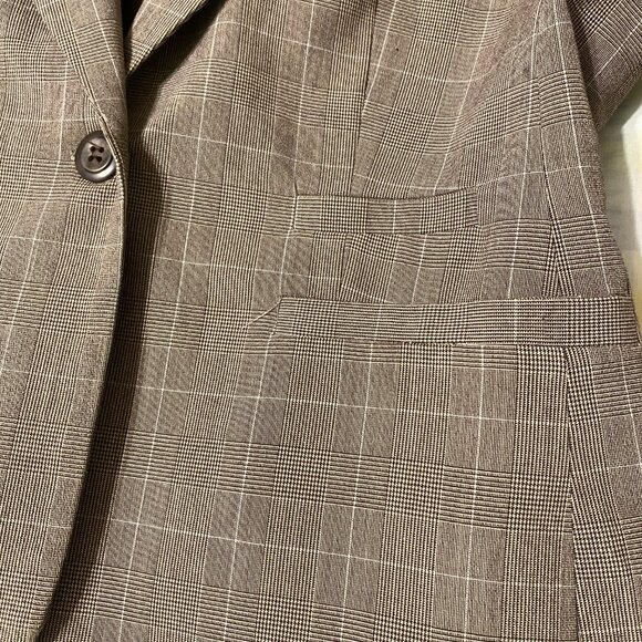 Vanity Fair Vintage Double Breasted Blazer - Picture 5 of 9